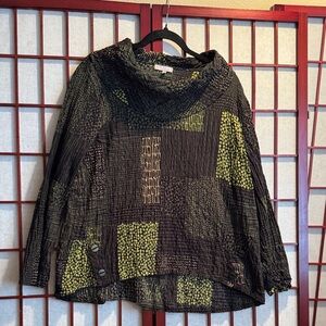 Habitat Black and Green Patterned Garment